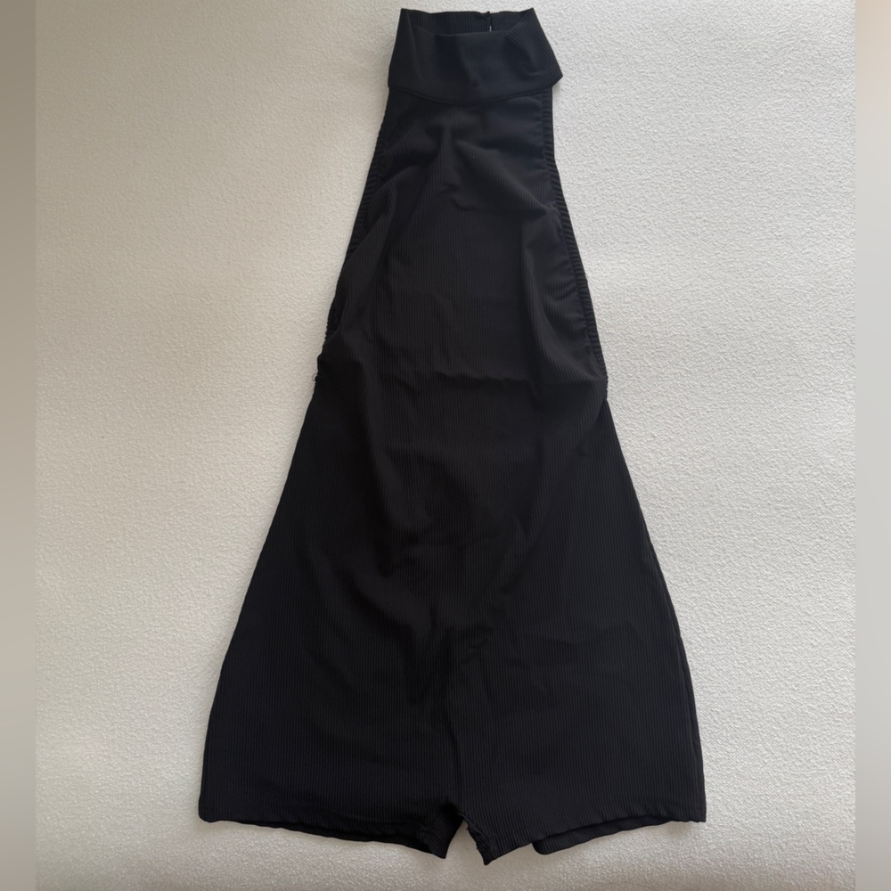 Edikted Black Backless Halter Midi Dress